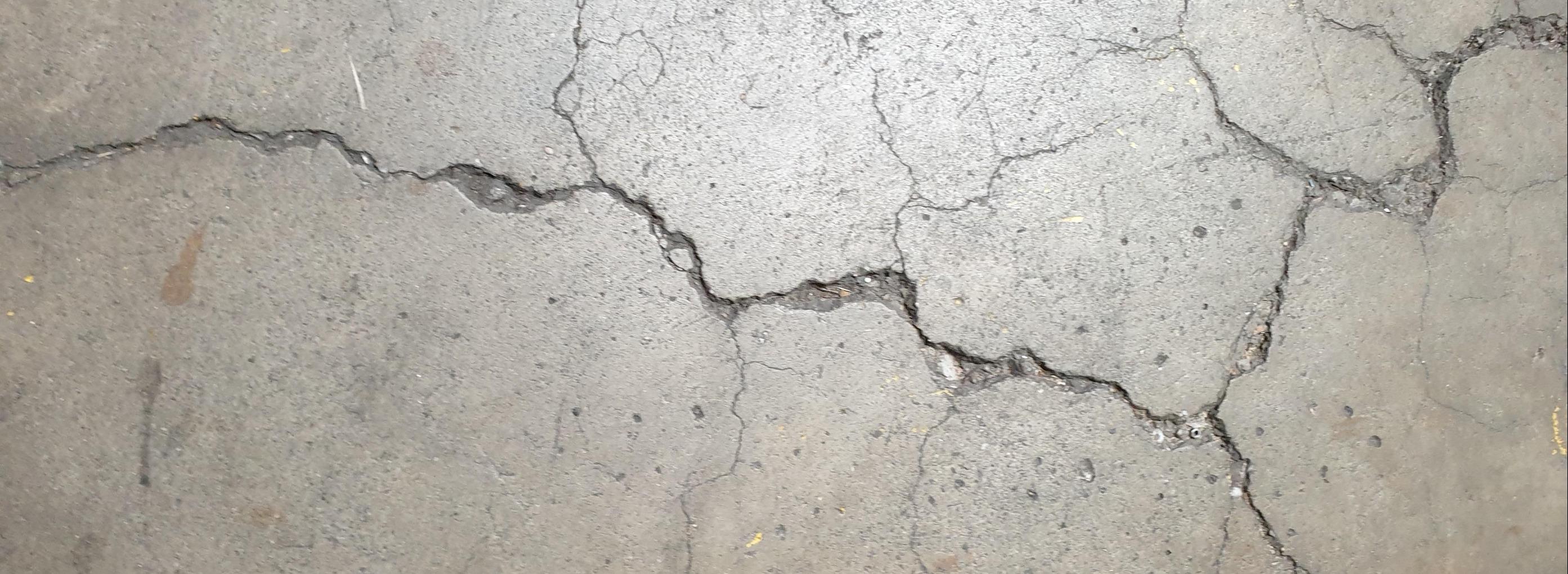 Réparation fissure épaufrée dalle béton industrielle / REPASOL — free download